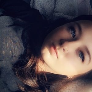 Meet your Posher, Brie